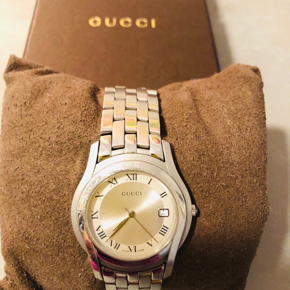Gucci stainless 5500 watch with date